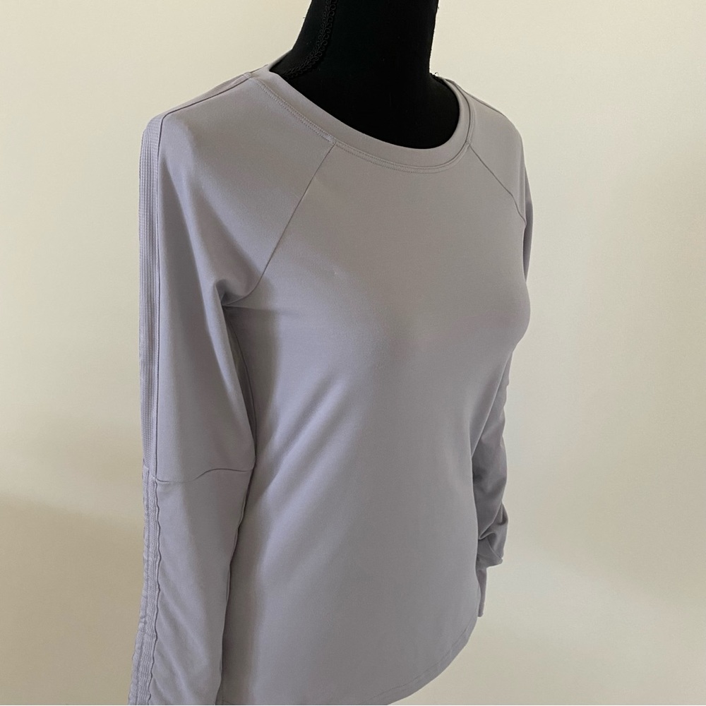Fabletics Women’s Light Grey Crew Neck Sweatshirt - image 3
